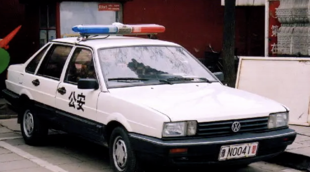 我国警车涂装的变迁历史