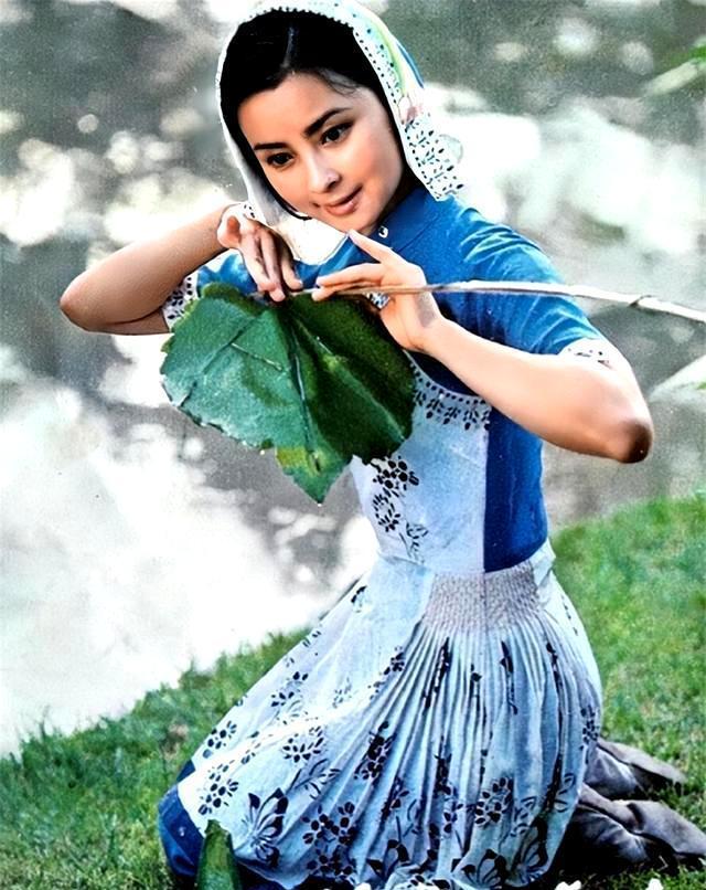 回顾:舞蹈演员周洁:生命最后时刻却执意回国,5天后在故土安详