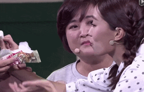 被骂哭的贾玲救了一屋子女演员