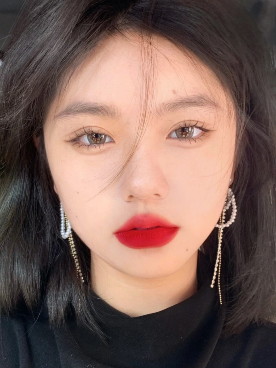 普通人画红唇妆 惊艳妆感  9096圣诞的气息真的是越来越浓厚了