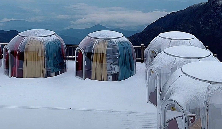 星空下的浪漫之选:民宿透明星空房将改变我们与宇宙的连接方式