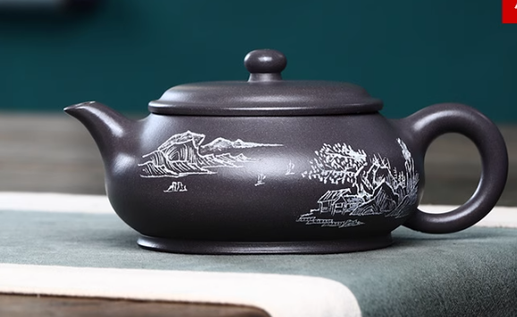 徐保国大师是中国紫砂壶制作史上的一位重要人物