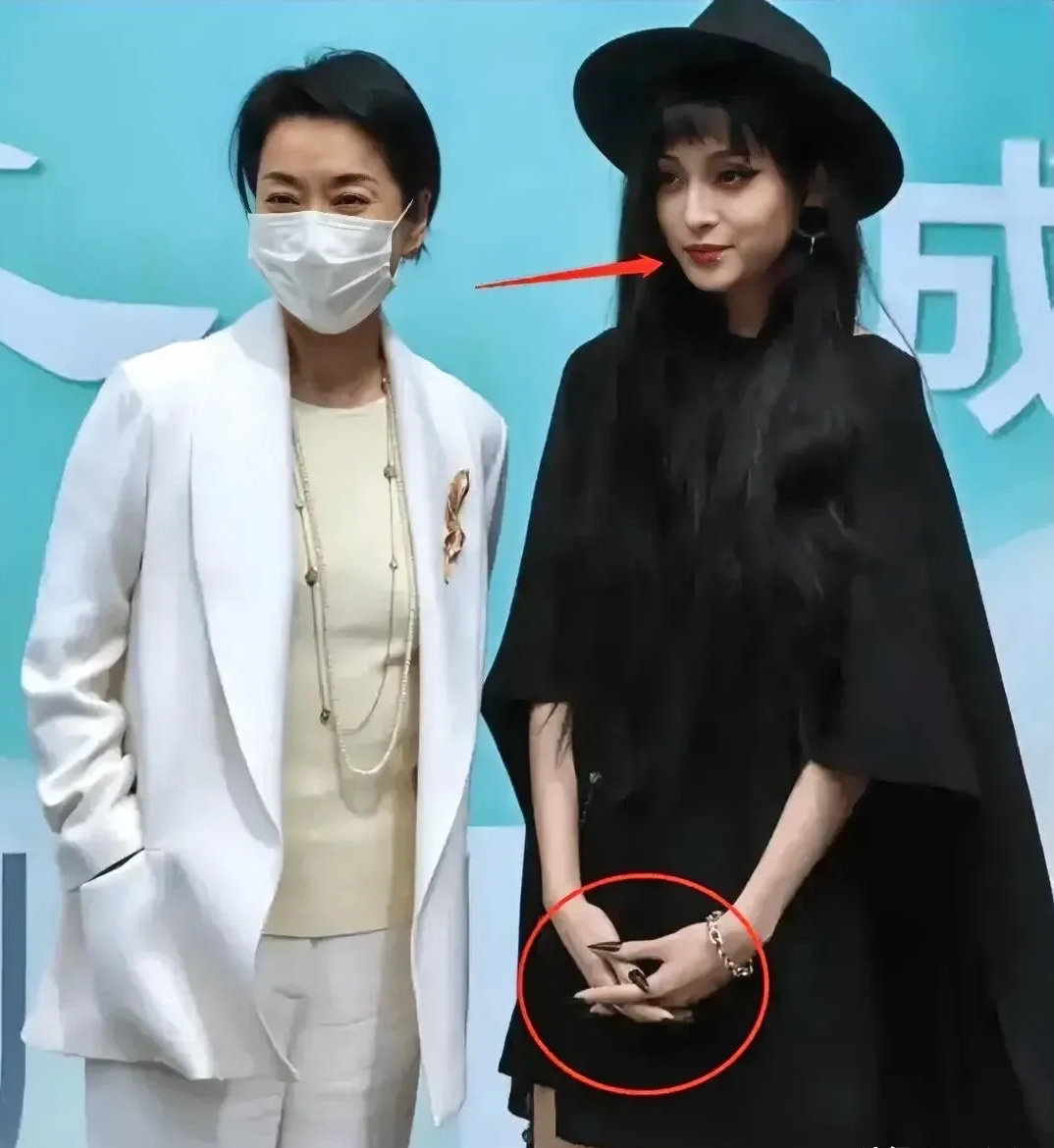 长得不像毛阿敏,也不咋像爸爸解直锟