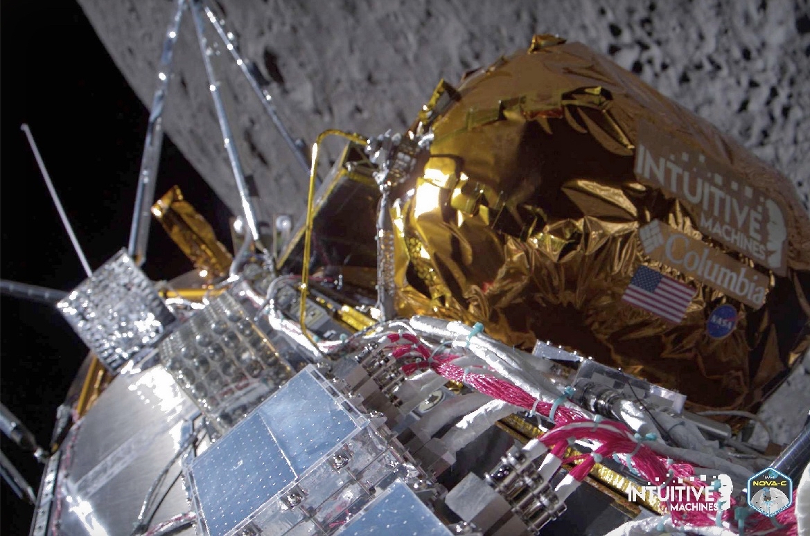 美国私营公司intuitive machines的"奥德修斯号"成功着陆月球