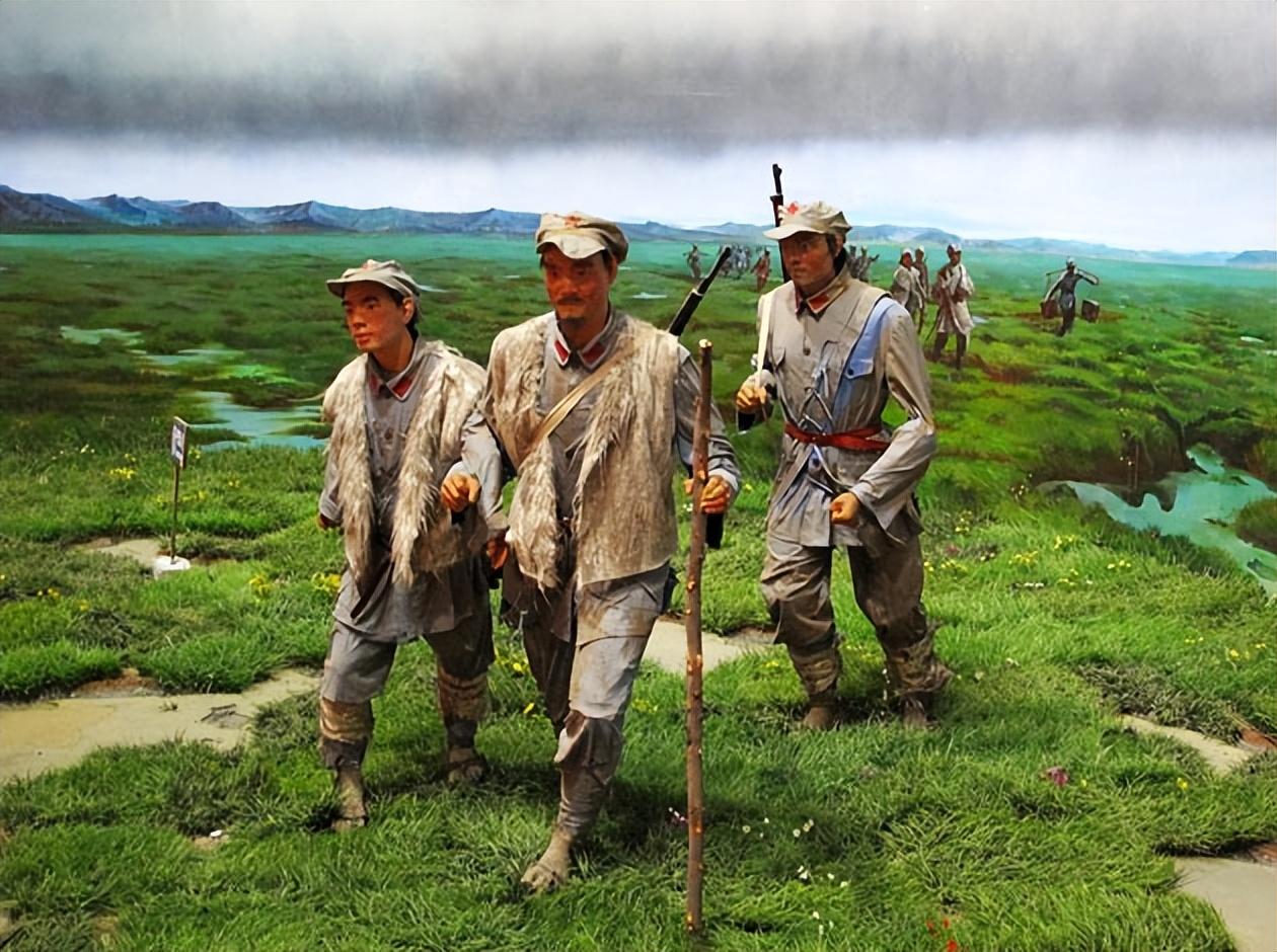 13岁小红军过草地因肚子疼去解手而脱离了大部队其结果如何