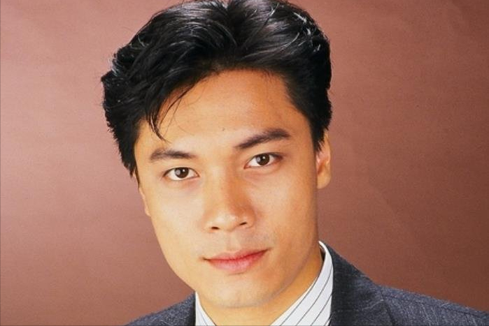 她是巩俐师妹罗嘉良为她抛弃28年发妻不要家产宁愿净身出户