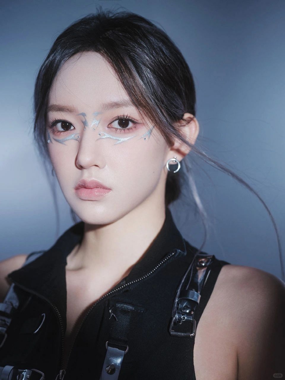 程潇新造型揭秘  当你我一同惊叹于那令人心动的瞬间,那个如画中走出