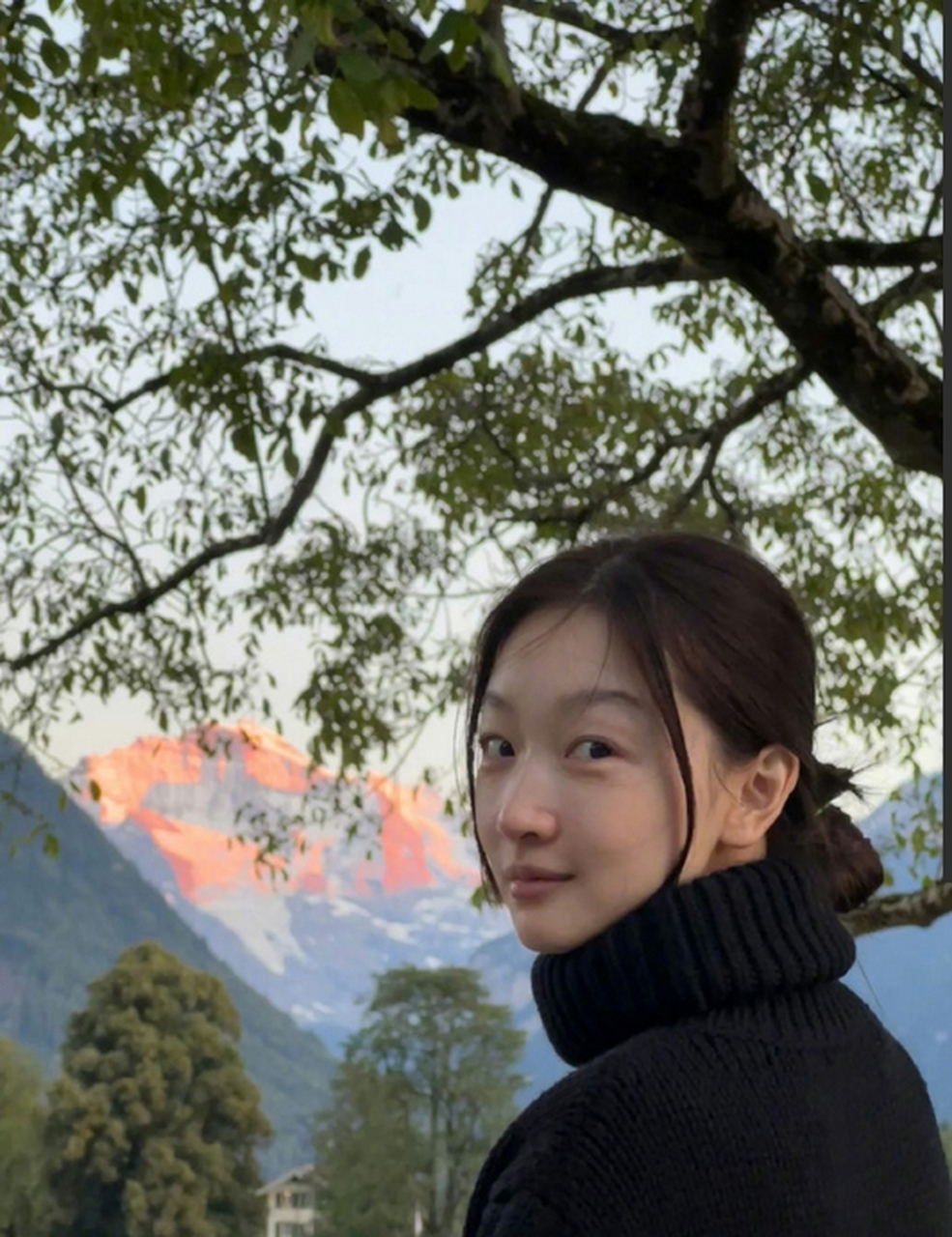 明星们元宵节营业送祝福,刘诗诗,周冬雨,王源和虞书欣都晒出美照送上