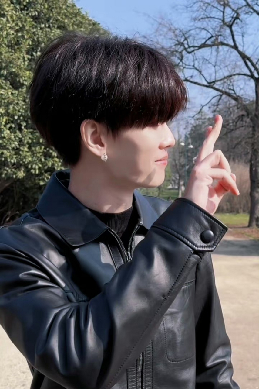 任嘉伦# 素颜超宝真好看,男友视角