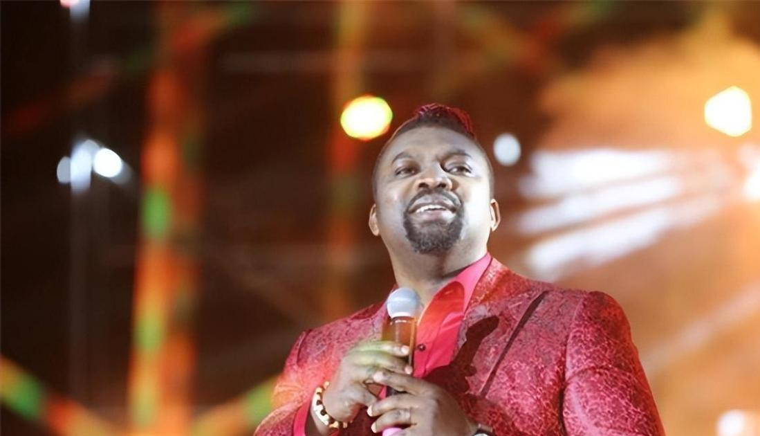 回顾非洲歌手郝歌,来中国时许下愿望:"入籍中国,名扬天下"