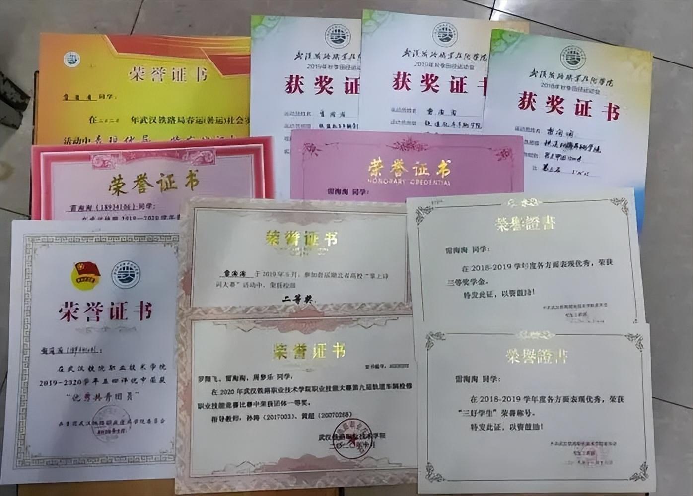 回顾到底是什么原因使得工作门槛变高大学生又该何去何从