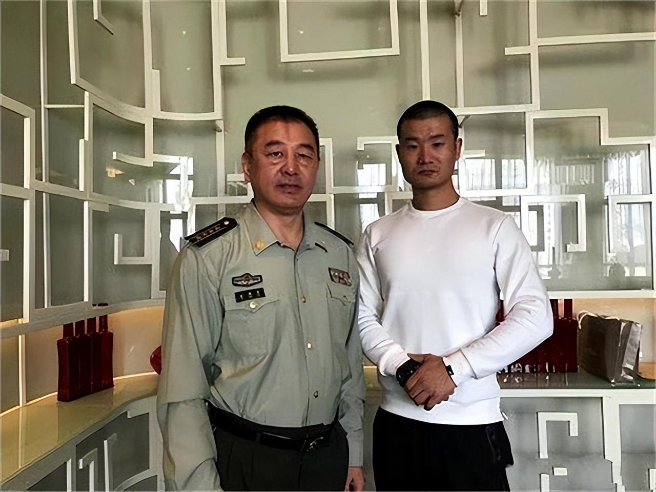 回顾小伙白晓保为赚钱去伊拉克当雇佣兵后来怎么样了