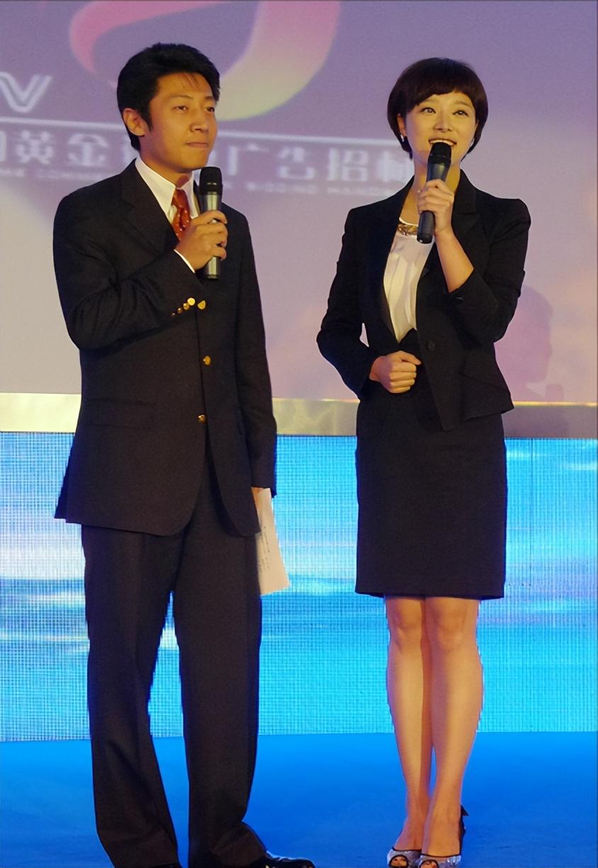 回顾主持人胡蝶美貌才华并存嫁导演陆川9年生2娃如今生活幸福