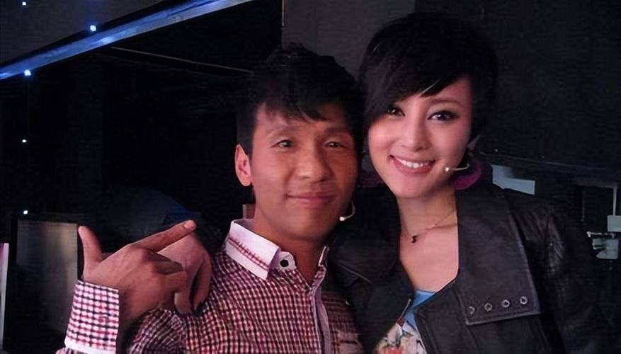 12年了宋小宝成名后抛弃发妻转身娶年轻粉丝如今生活怎样了