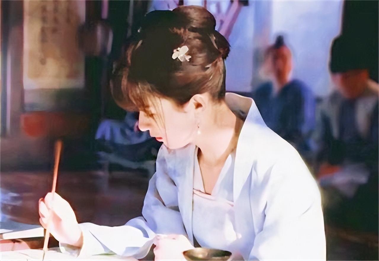 为择才华之人,拟定对联招亲