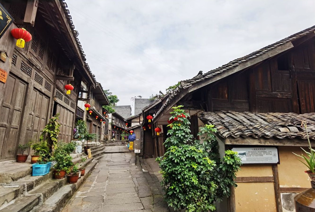 它是赤水河上最美的古镇,如今终于放弃了收取门票