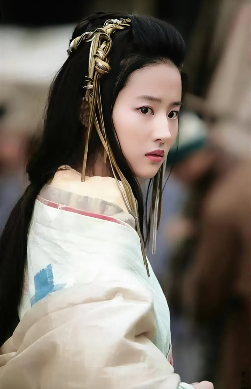 刘亦菲演的出赵灵儿的灵气,演的出王语嫣得仙气,演的出小龙女的侠气.