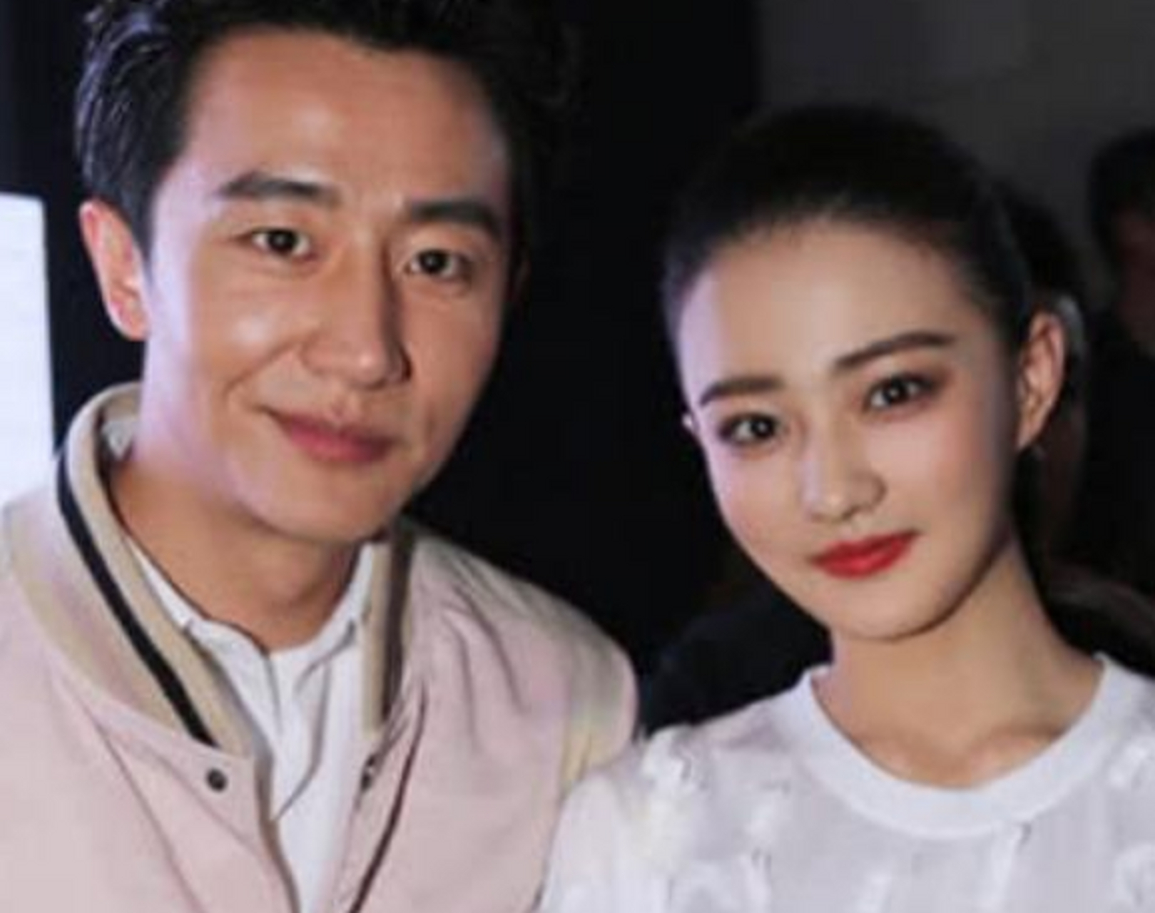 黄轩对徐璐因戏生情,五年内七度表白均被拒.