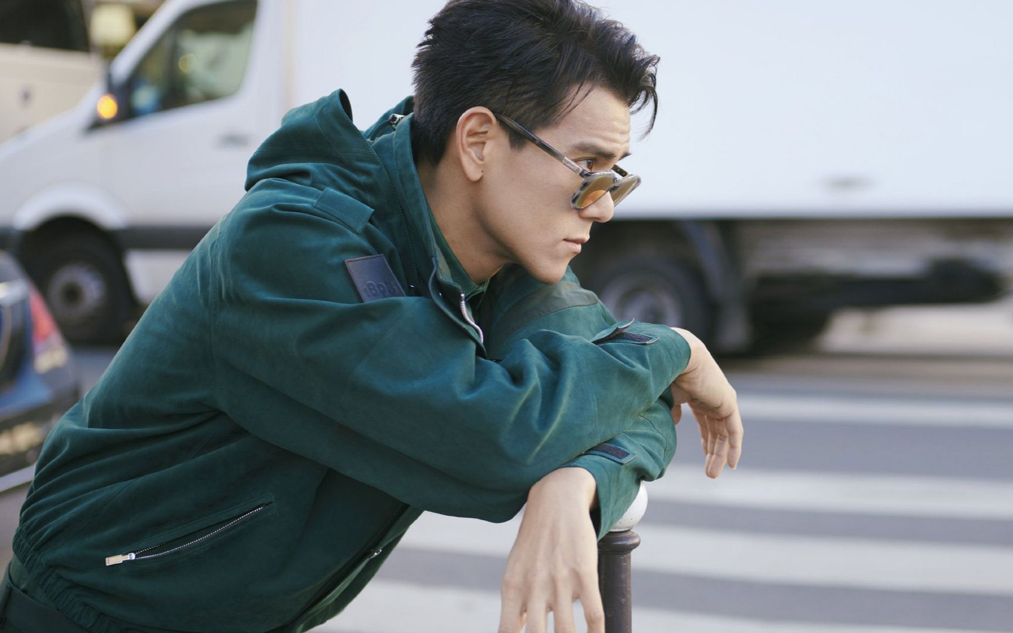 2月25日,男明星彭于晏突然冲上高位热搜!