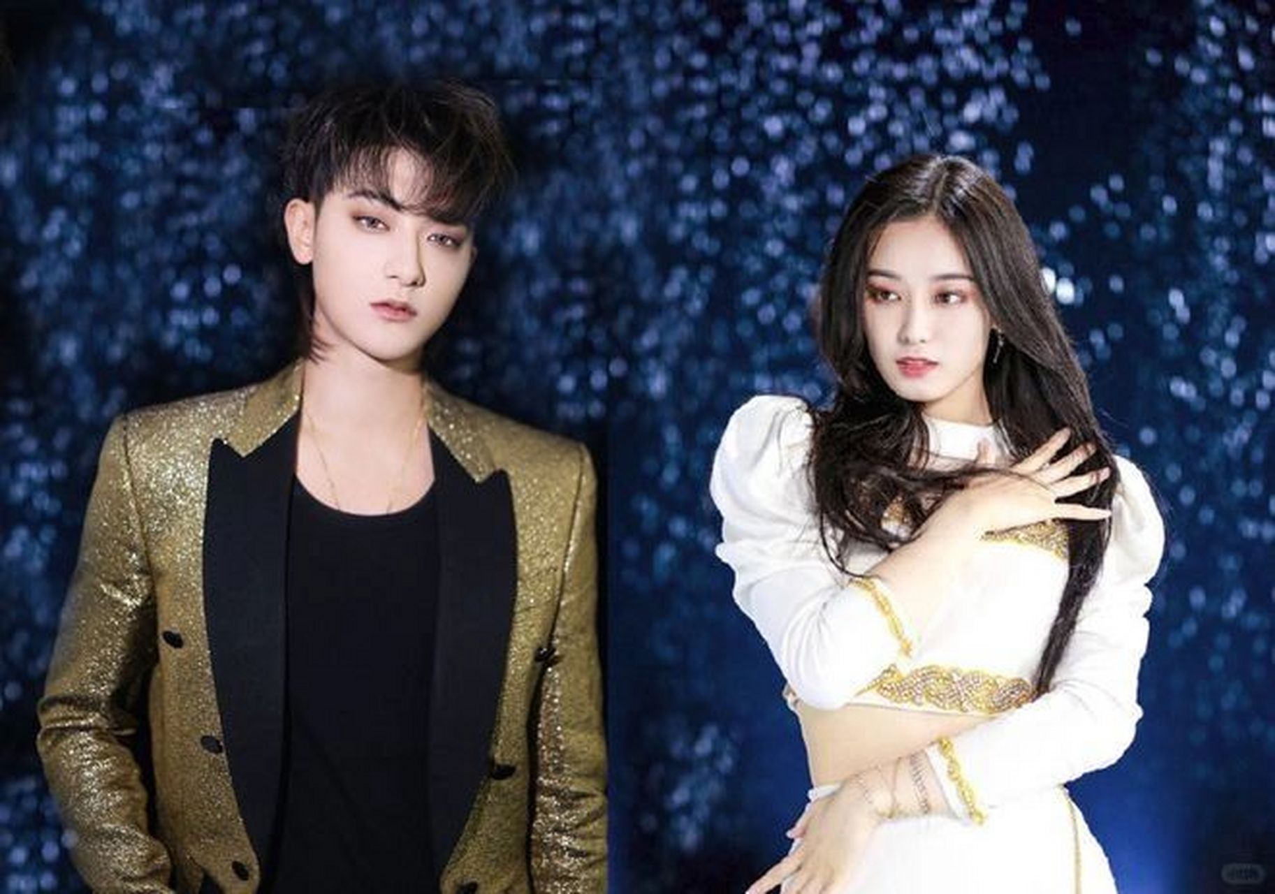 黄子韬徐艺洋再被捕捉甜蜜逛街瞬间,情侣装疑云背后,粉丝急盼官方认证