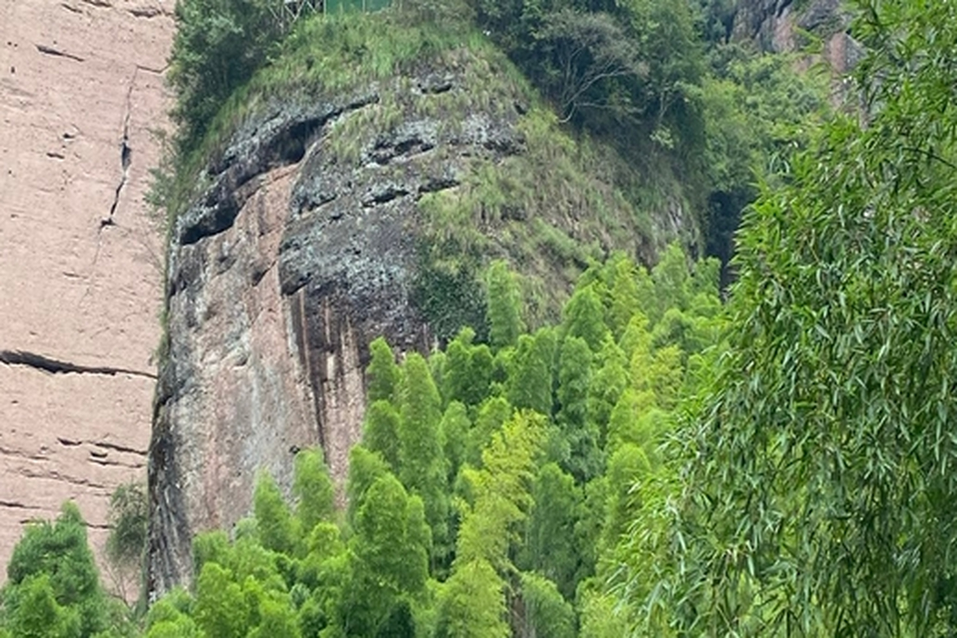 探秘武义丹霞胜景!大红岩景区融合清风寨,刘秀垄,呈现壮美丹霞景观.
