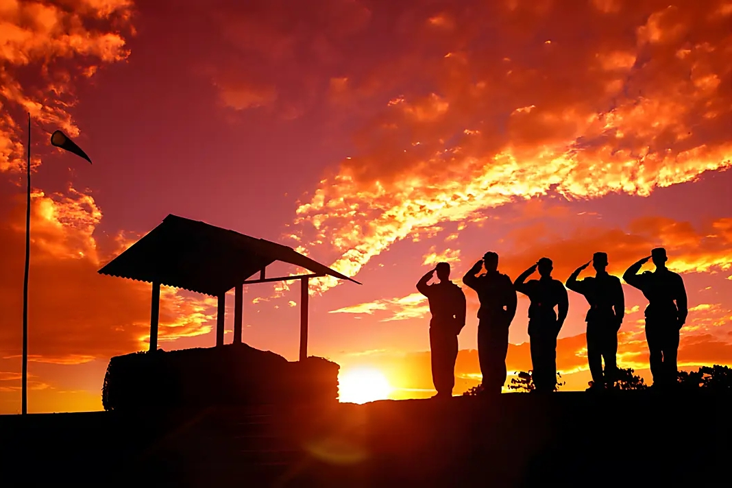 管理是制定计划,安排任务,培训指导,监督检查等多方面