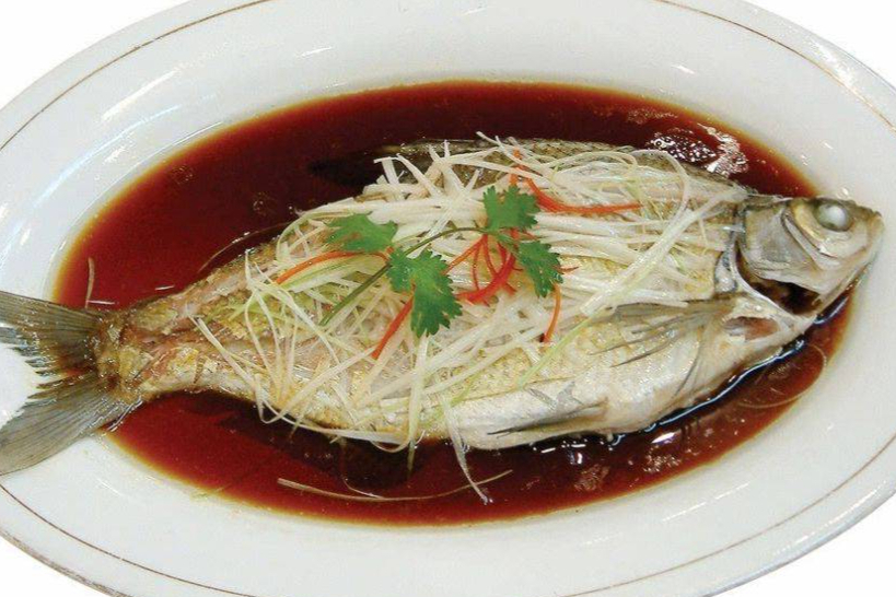 清蒸武昌鱼,让你摇身一变,厨艺大师闪亮登场!