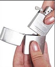 zippo打火机怎么加油