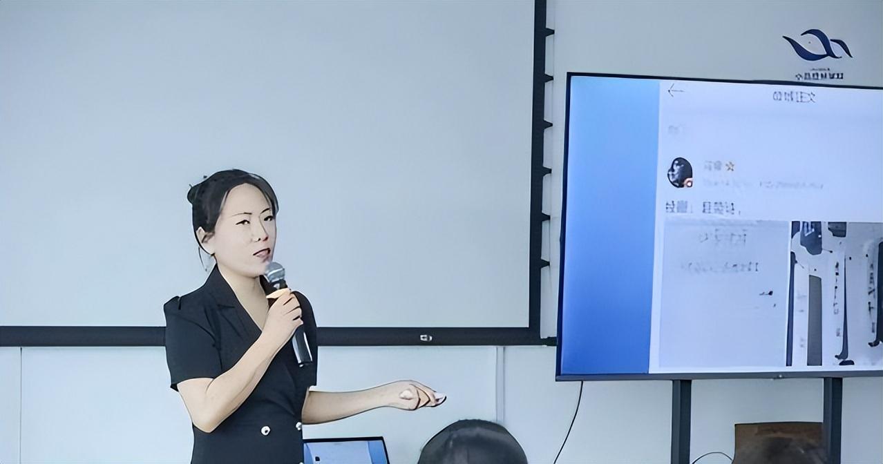 回顾因世界那么大想去看看而辞职的老师兜兜转转回到了郑州