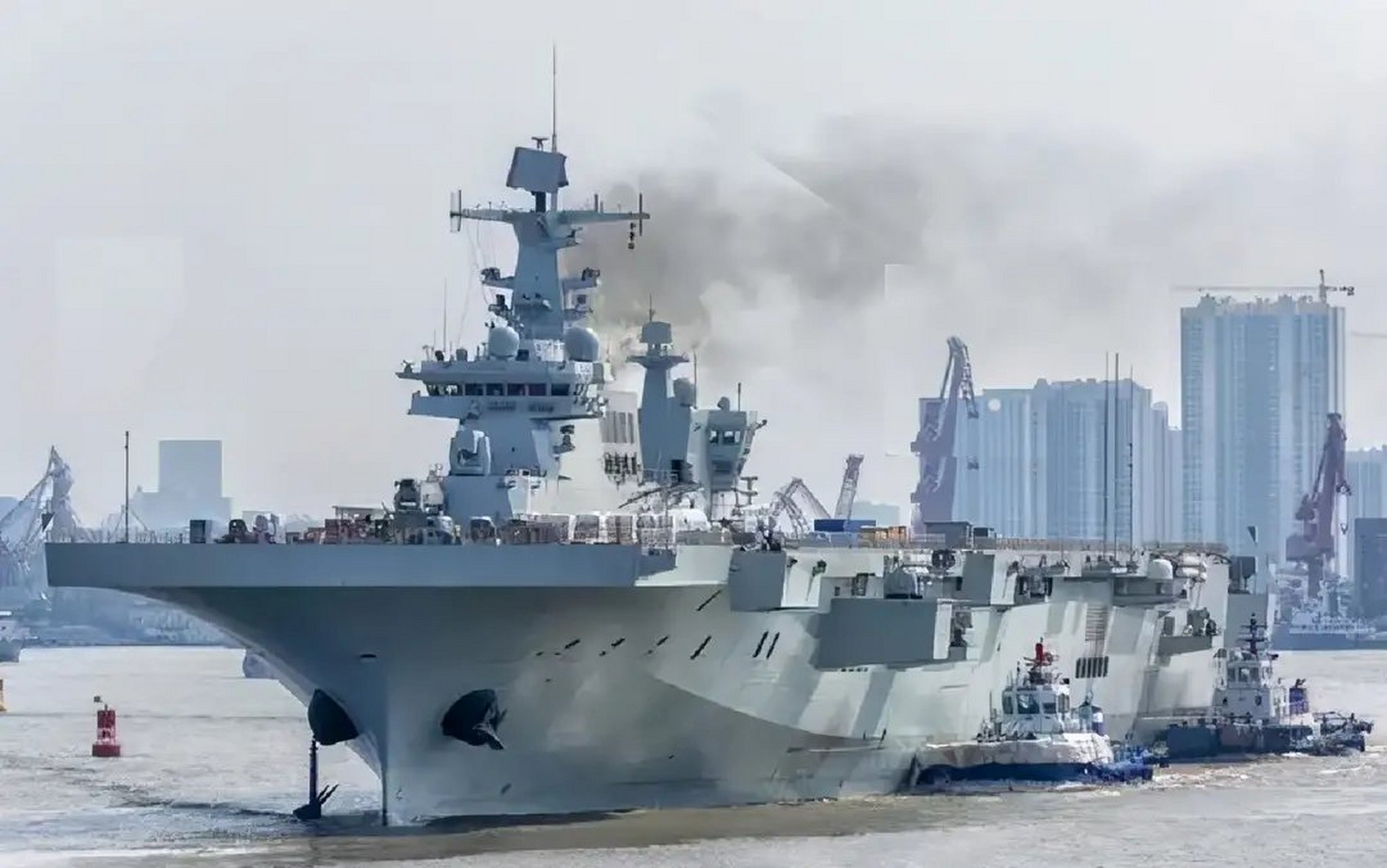 076两栖舰:真的会上电磁弹射器吗?中国可能不用垂直起降战机?