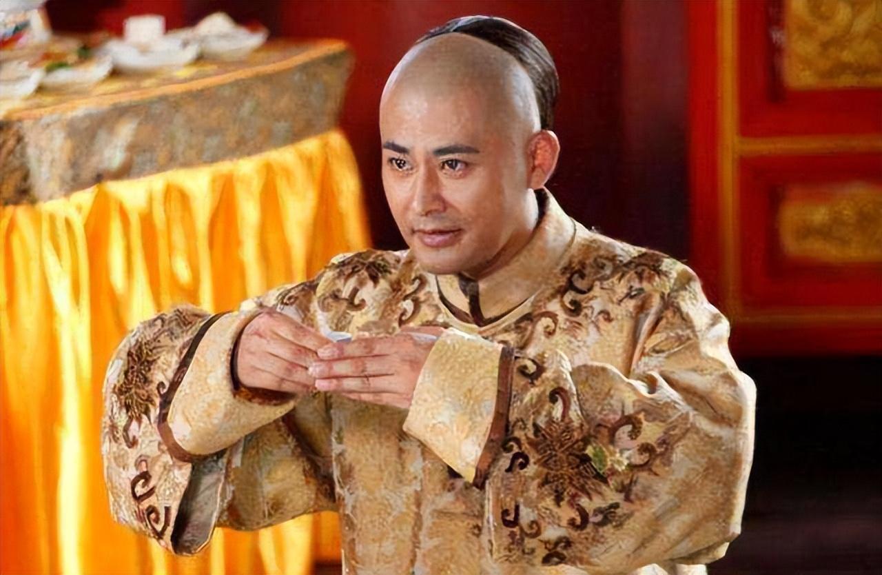 康熙将长子当猪圈禁和11个夫人无聊中只能生孩子一连生了29个