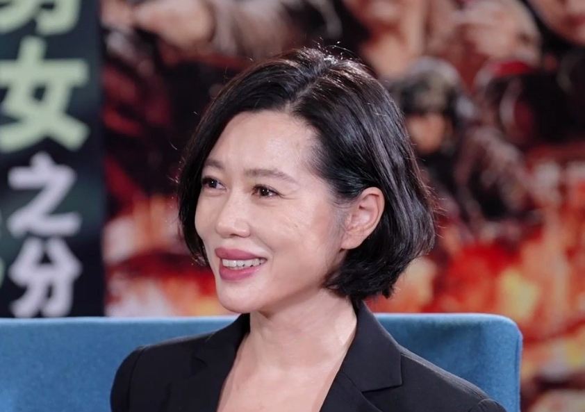 回顾余男出道23年获12个影后47岁的她走向另一种性张力