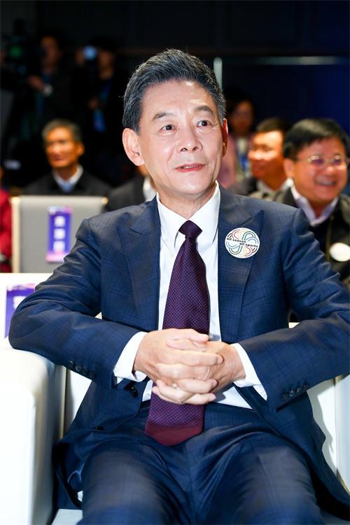 同是北京豪门爷们出身把李光复和李成儒放在一起差距出来了