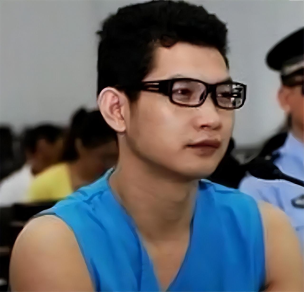 成瑞龙好逸恶劳,凡事只想靠暴力解决.