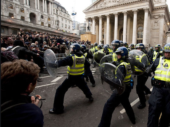 回顾00年16岁女孩夜晚在小树林离奇失踪凶手和我无关