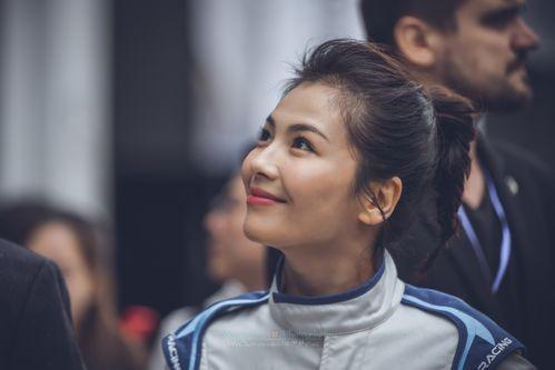 刘涛米兰时装周生图流出脸部僵硬法令纹深与精修图差别好大