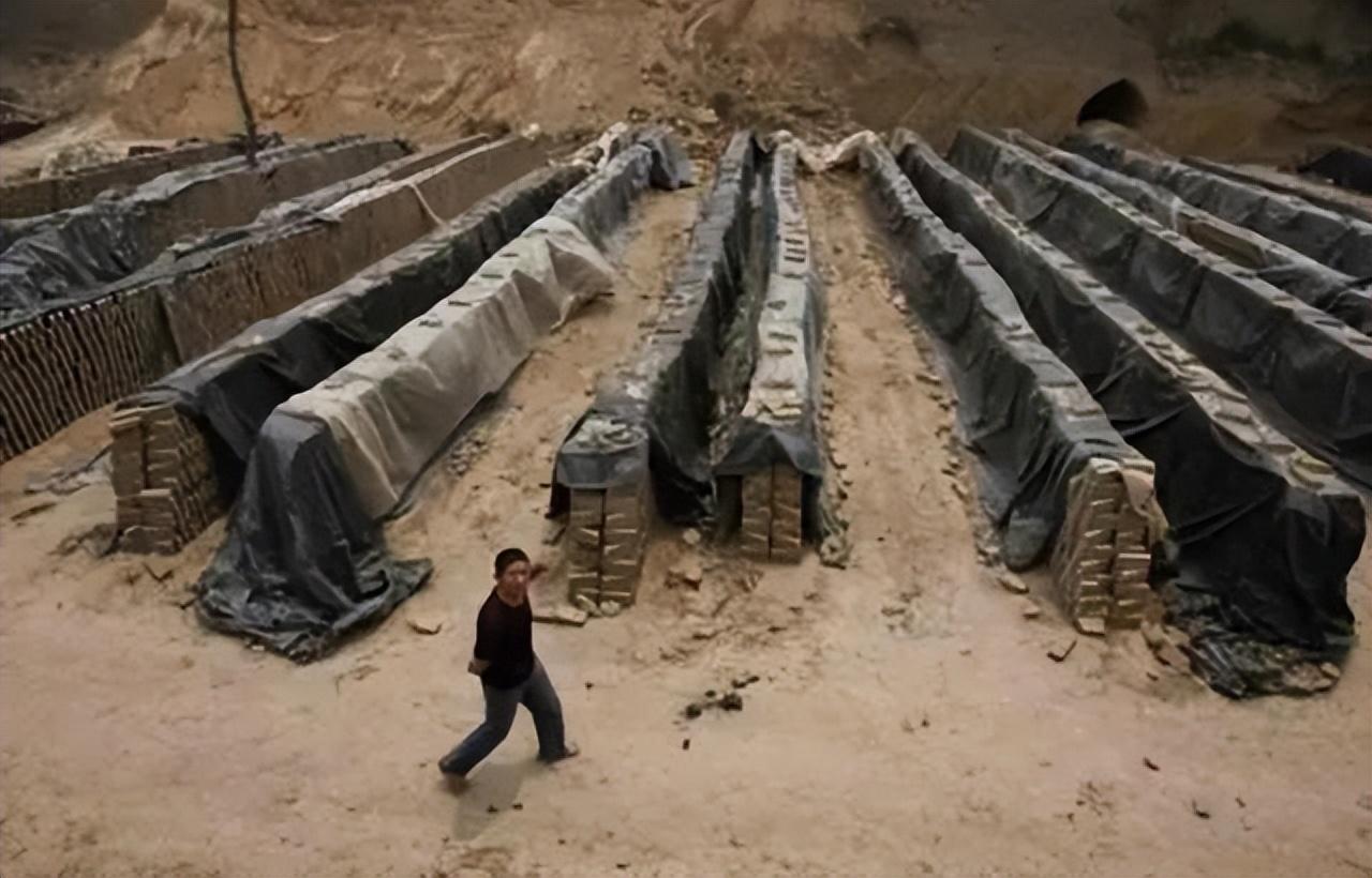 2011年新闻记者装成残障人士潜入黑砖窑拍下了毕生难忘的画面