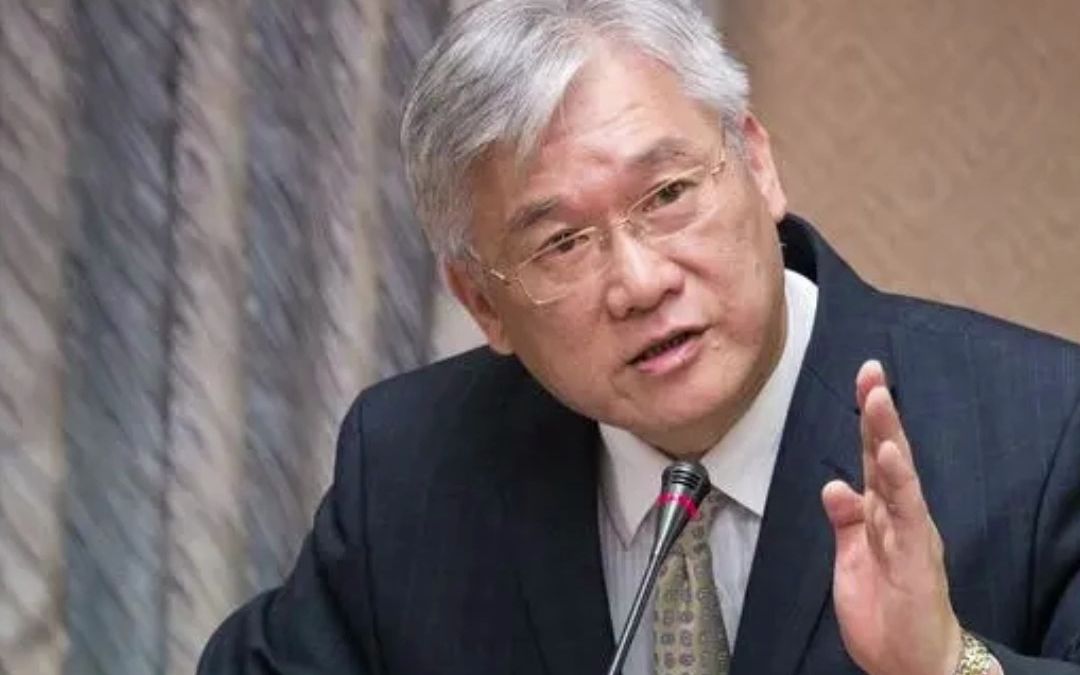 台当局拒绝道歉,我主力舰赴金门海域!夏立言访陆,民进党想带话