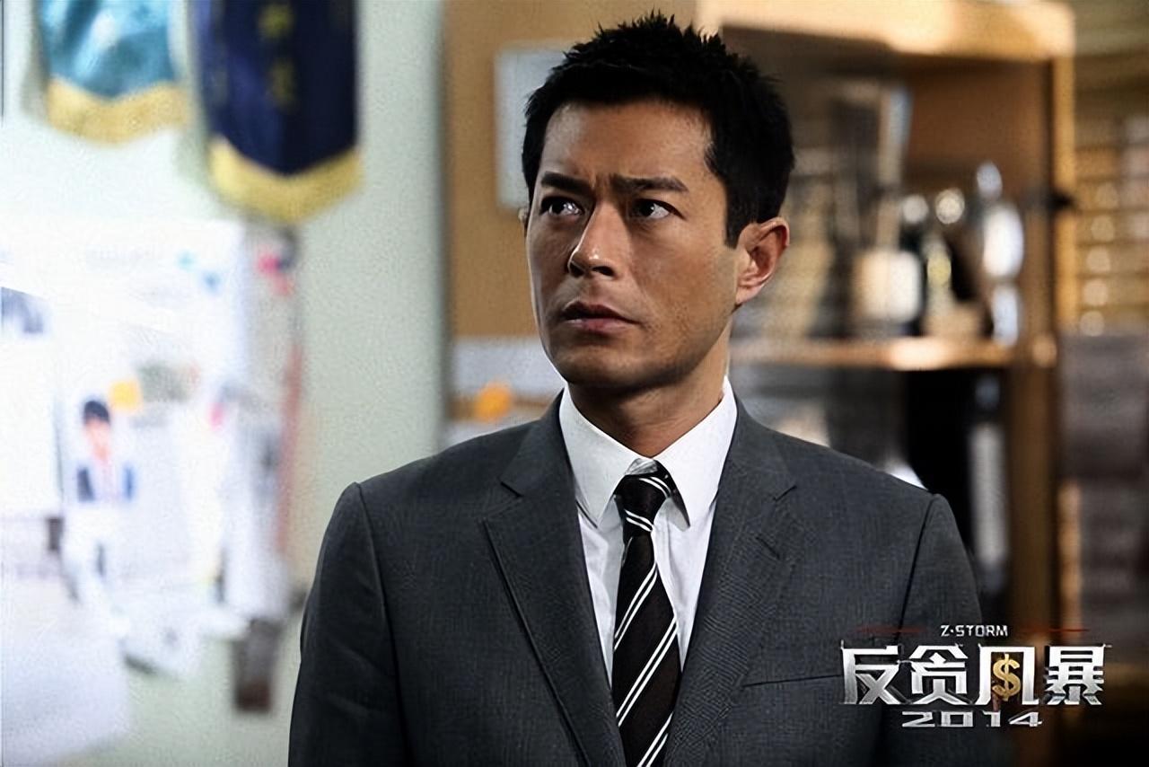 古天乐现身泰国拜四面佛送4头金象眼神上热搜王石夫妇也在