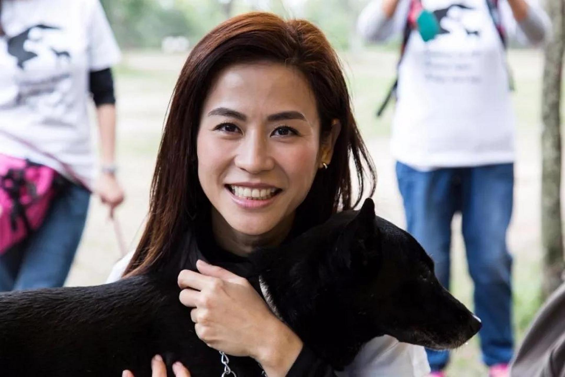 2月26日一大早,古天乐和萱萱就登上热门,不过这次不是被传结婚生子