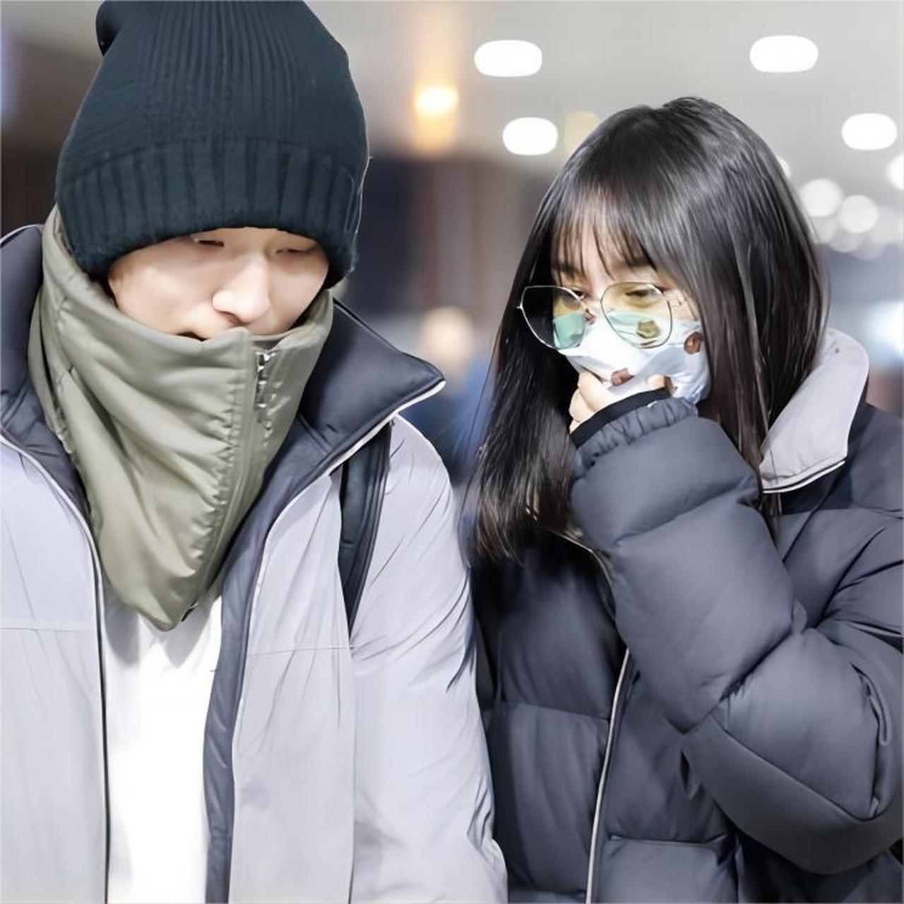 郑爽现今饱受非议,网友炮轰其对双胞胎儿女的态度,称其母爱缺失.