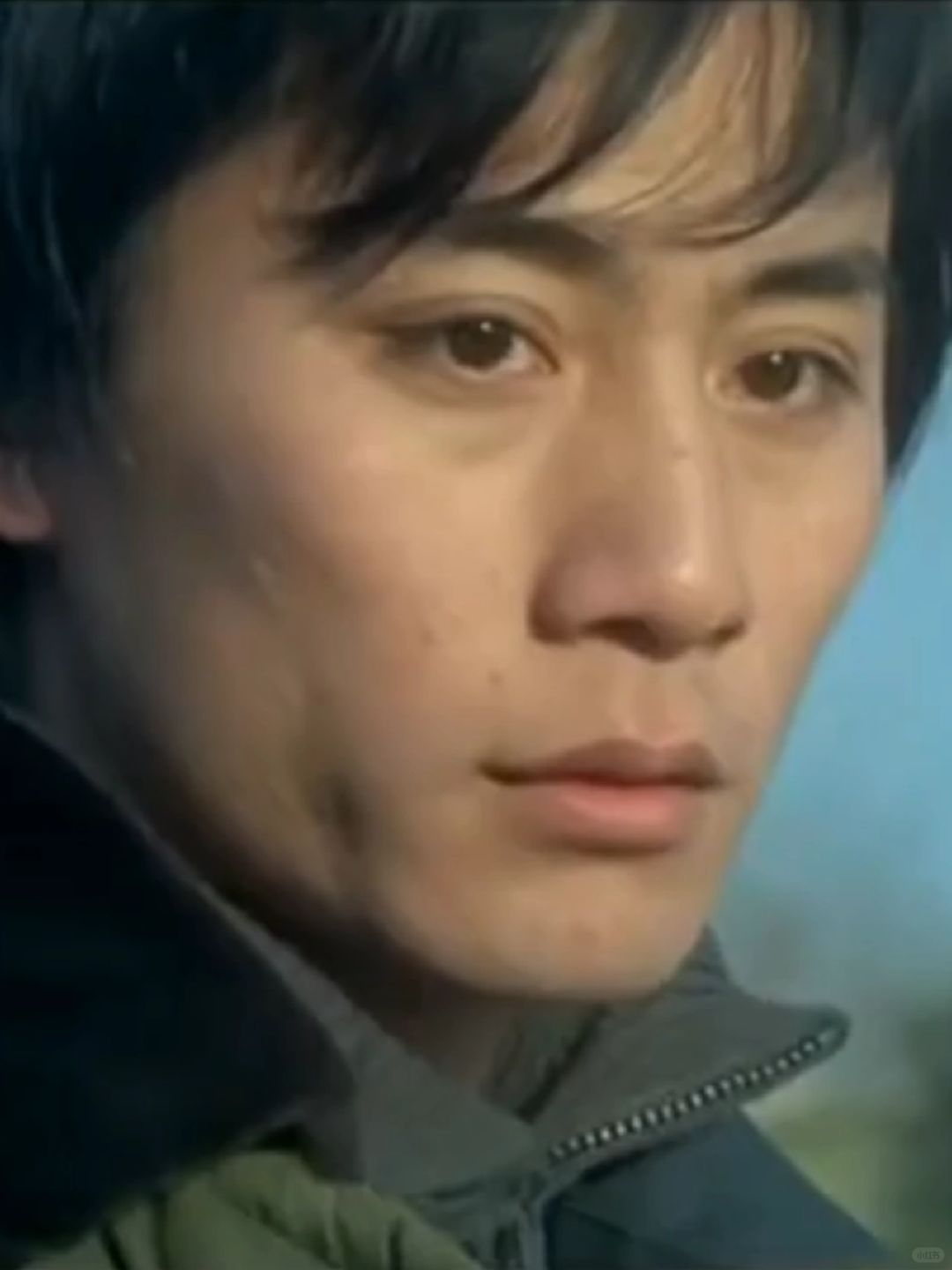 刘烨年轻时,那双会说话的"眼眸传奇"  时光倒回那个青涩年华,我有幸