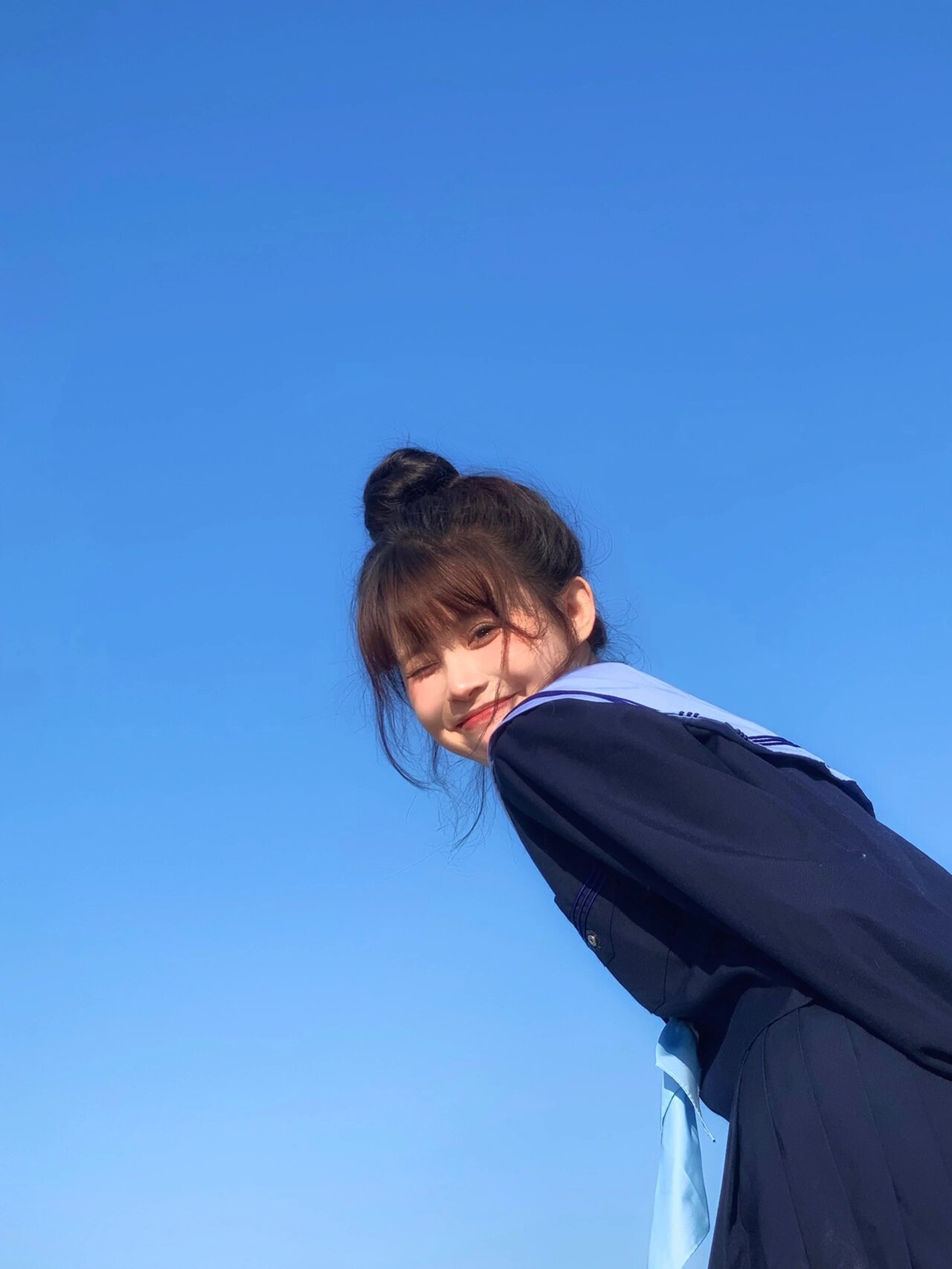 我忍不住想要拍一组朋友圈自拍照,记录下这美好的一刻