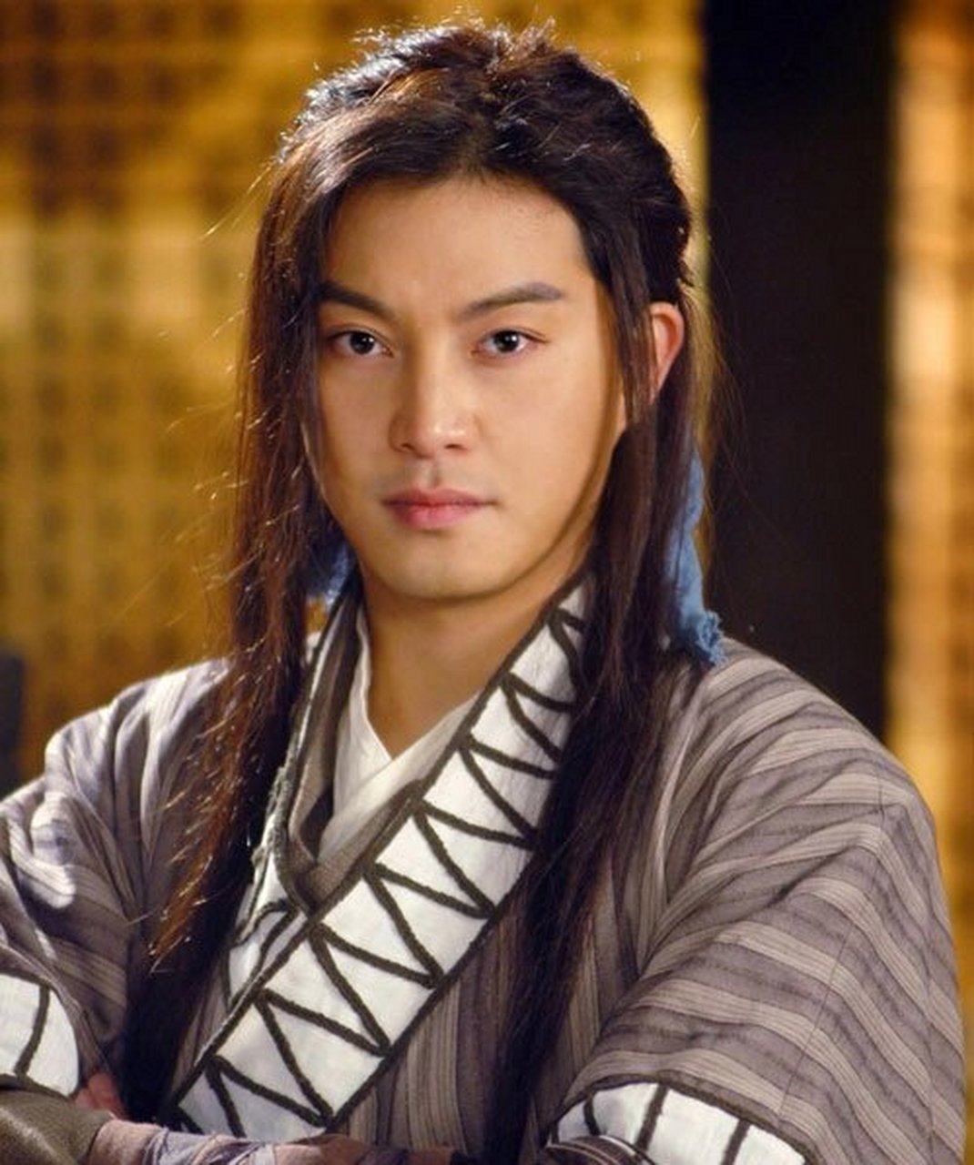 沙溢年轻的时候那可是标准的小鲜肉啊😍!