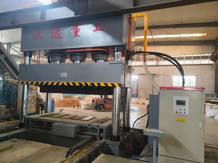木屑压板成型机器-1000吨1200吨1500吨四柱液压机