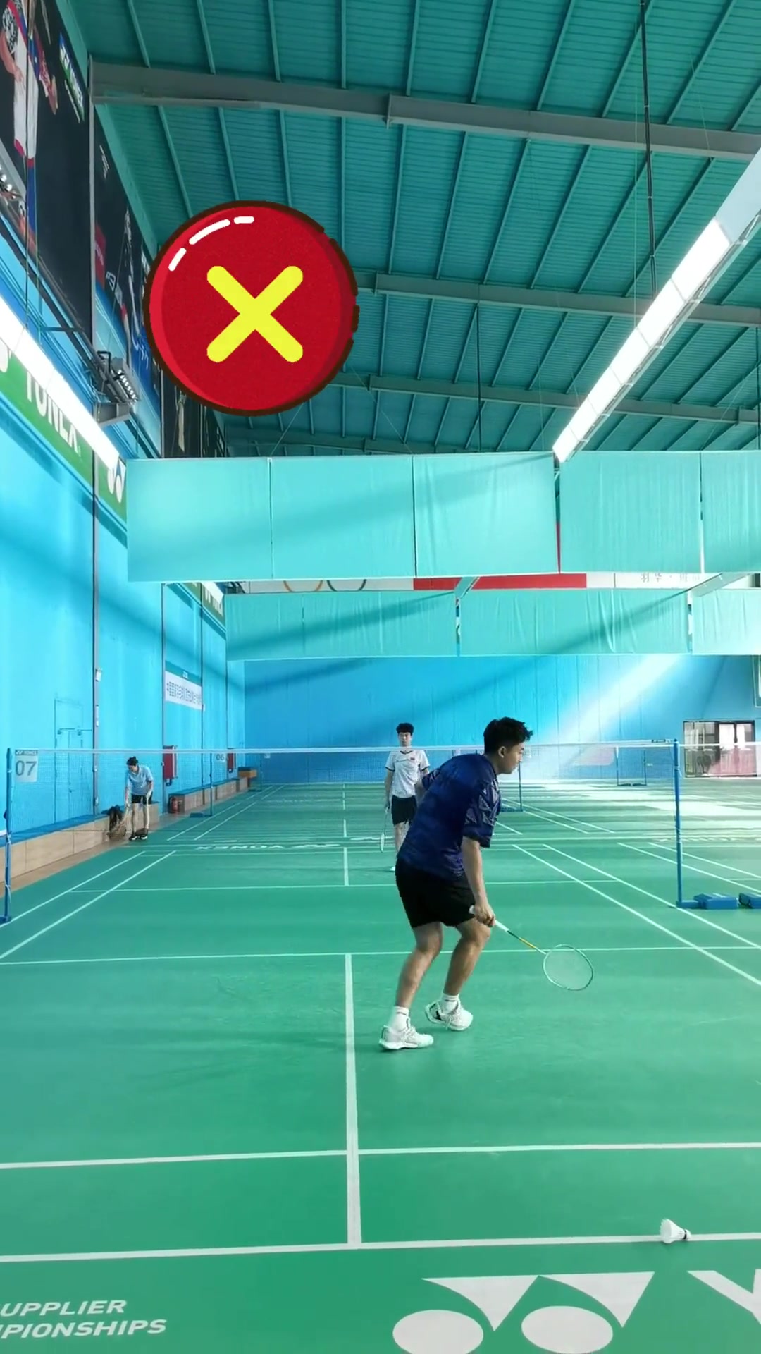 羽毛球推球为什么总是被对手抓住