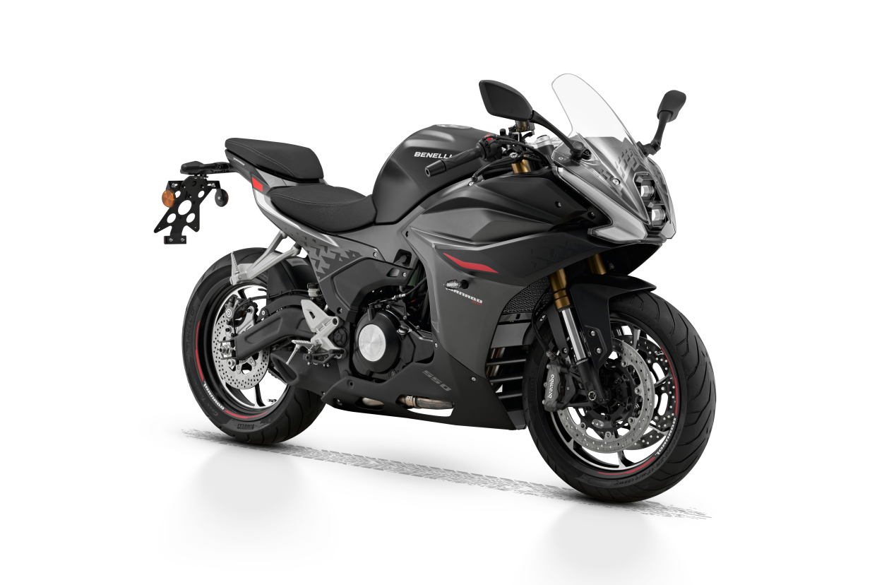 贝纳利benelli,tornado龙卷风552r,为什么只能做到3秒破百?