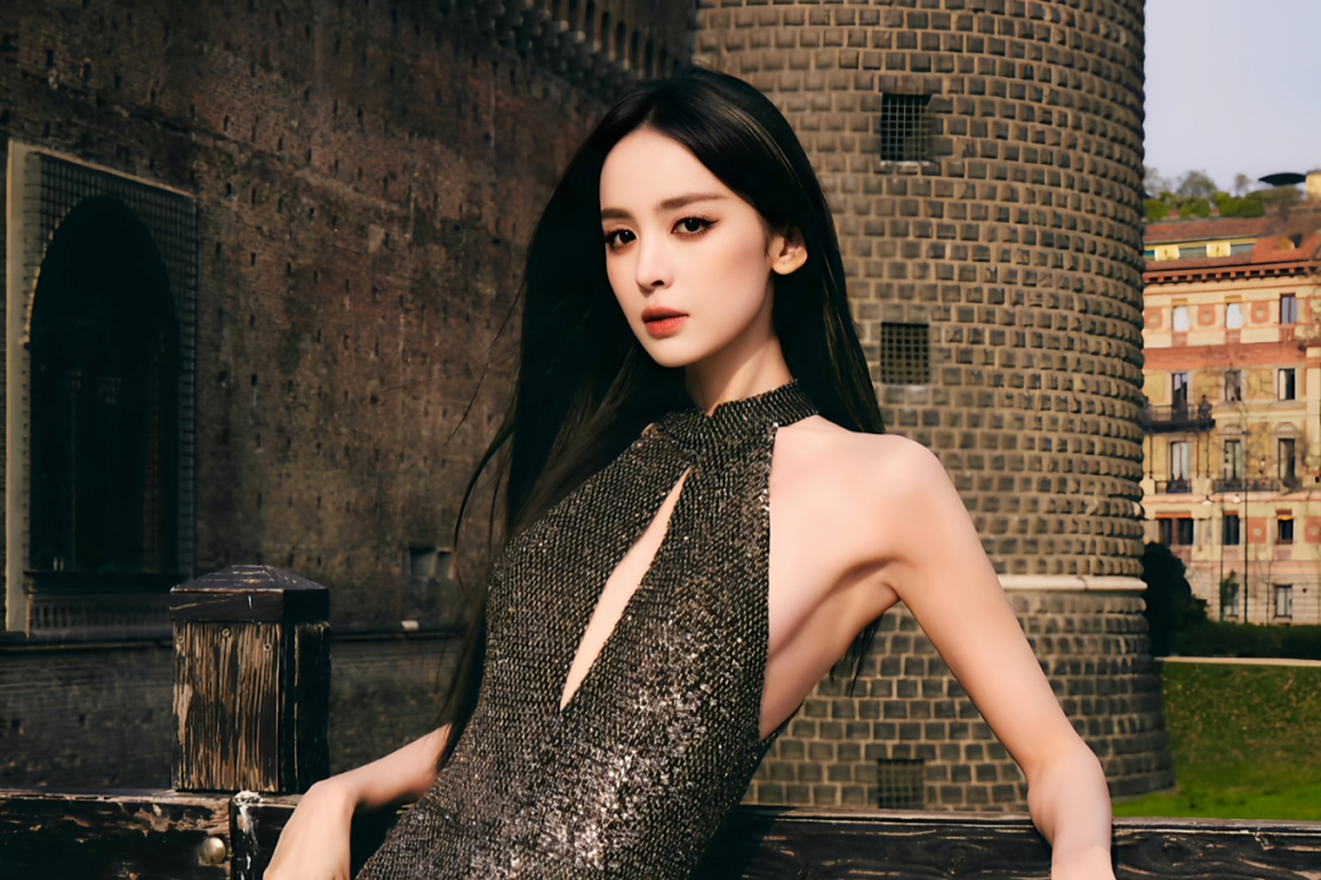 马伊琍,刘涛等实力派明星代言费较低,而肖战,刘诗诗等大咖代言费高昂.