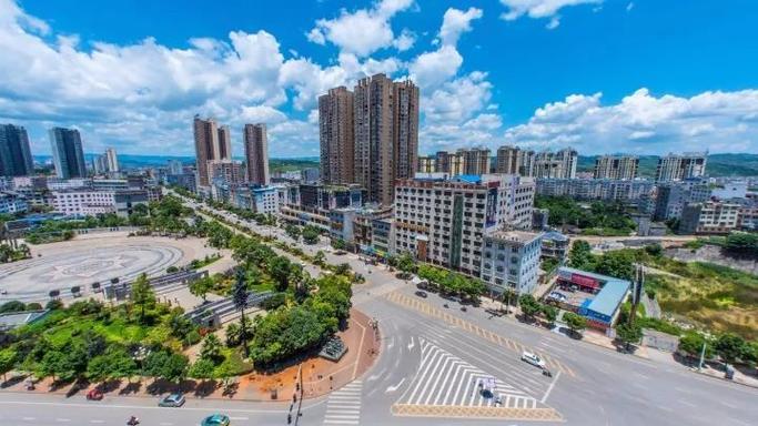 贵州省兴仁市简介: 兴仁市,贵州省黔西南布依族苗族自治州辖县级市,东