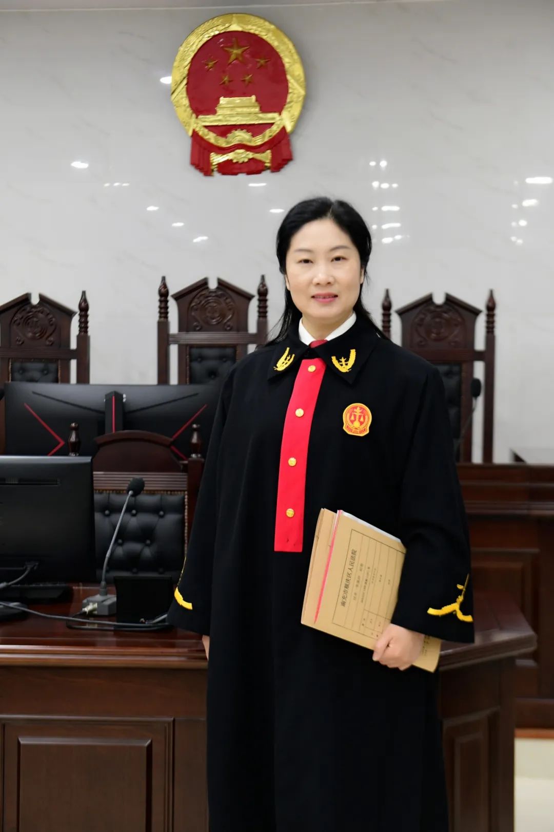 李春霞:读懂每个当事人的生命之书